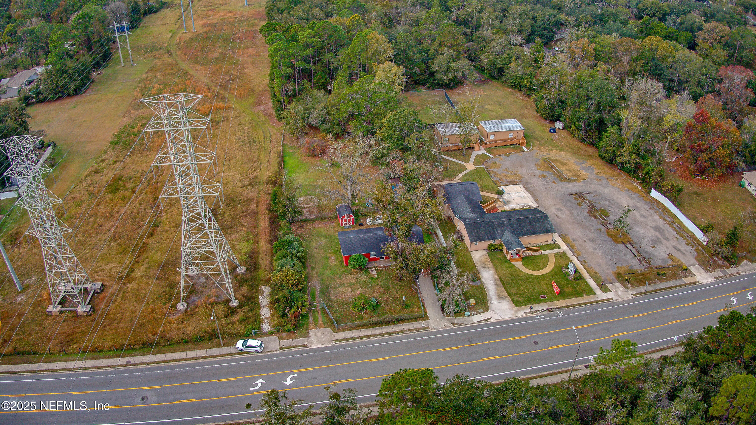 12146 Pulaski Road Jacksonville, FL 32218 - Photo 7 of 39 20251201-12146_Pulaski_Rd-07