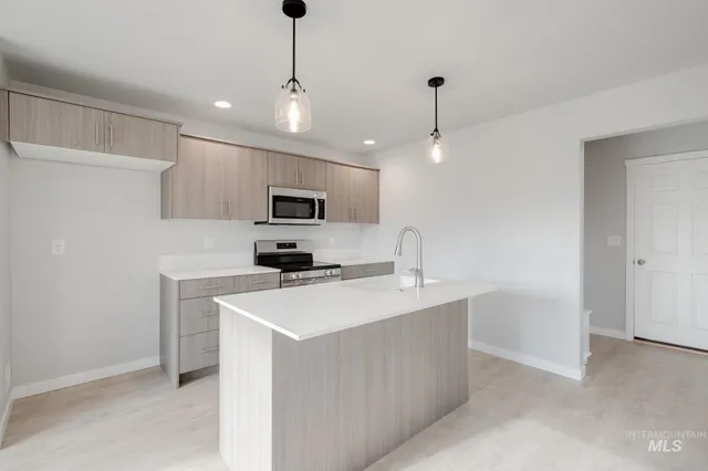 $350,990 | 227 Moose Street, Horseshoe Bend, ID 83629