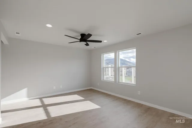 $350,990 | 227 Moose Street, Horseshoe Bend, ID 83629