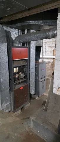 $115,000 | 305 153rd Street, Calumet City, IL 60409