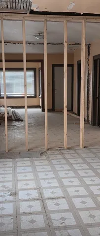 $115,000 | 305 153rd Street, Calumet City, IL 60409