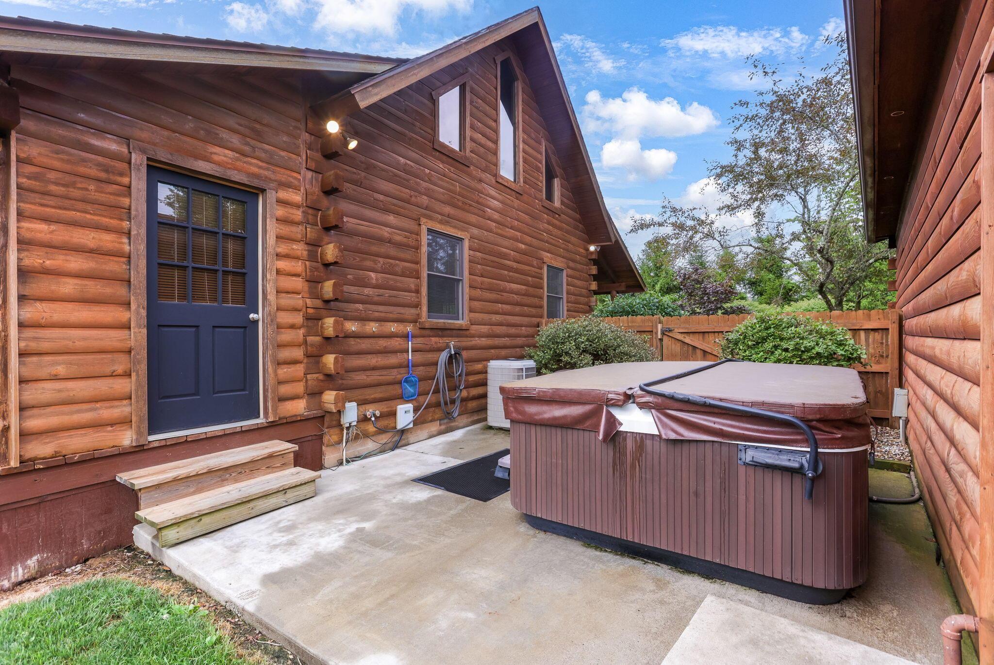 35 White Road Nelsonville, OH 45764 - Photo 36 of 58 Hot Tub