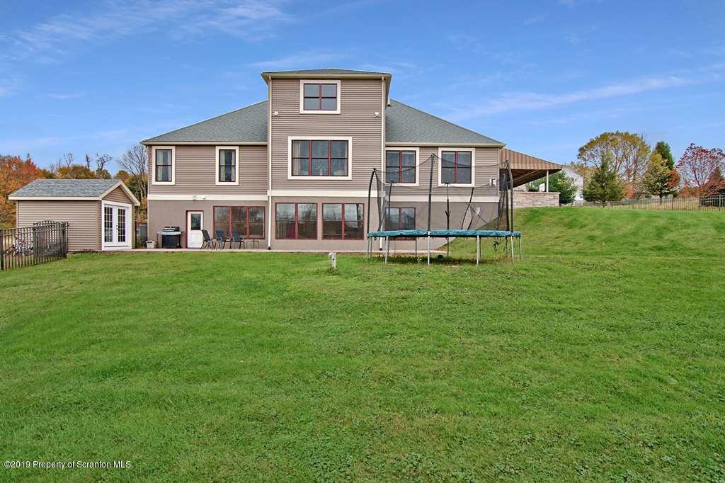 97 Waterford Road Dalton, PA 18414 - Photo 3 of 73 Gallery Image 3