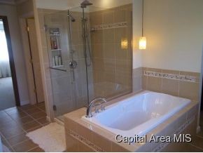 6 Bridge Terrace Springfield, IL 62704 - Photo 14 of 24