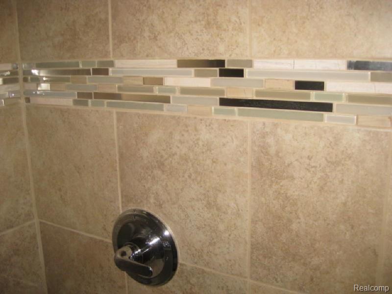47522 Roland Street Utica, MI 48317 - Photo 8 of 13 IMG_1116.jpg