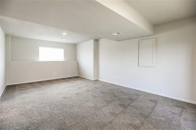 $2,105 | 210 Elissa Drive, Raymore, MO 64083