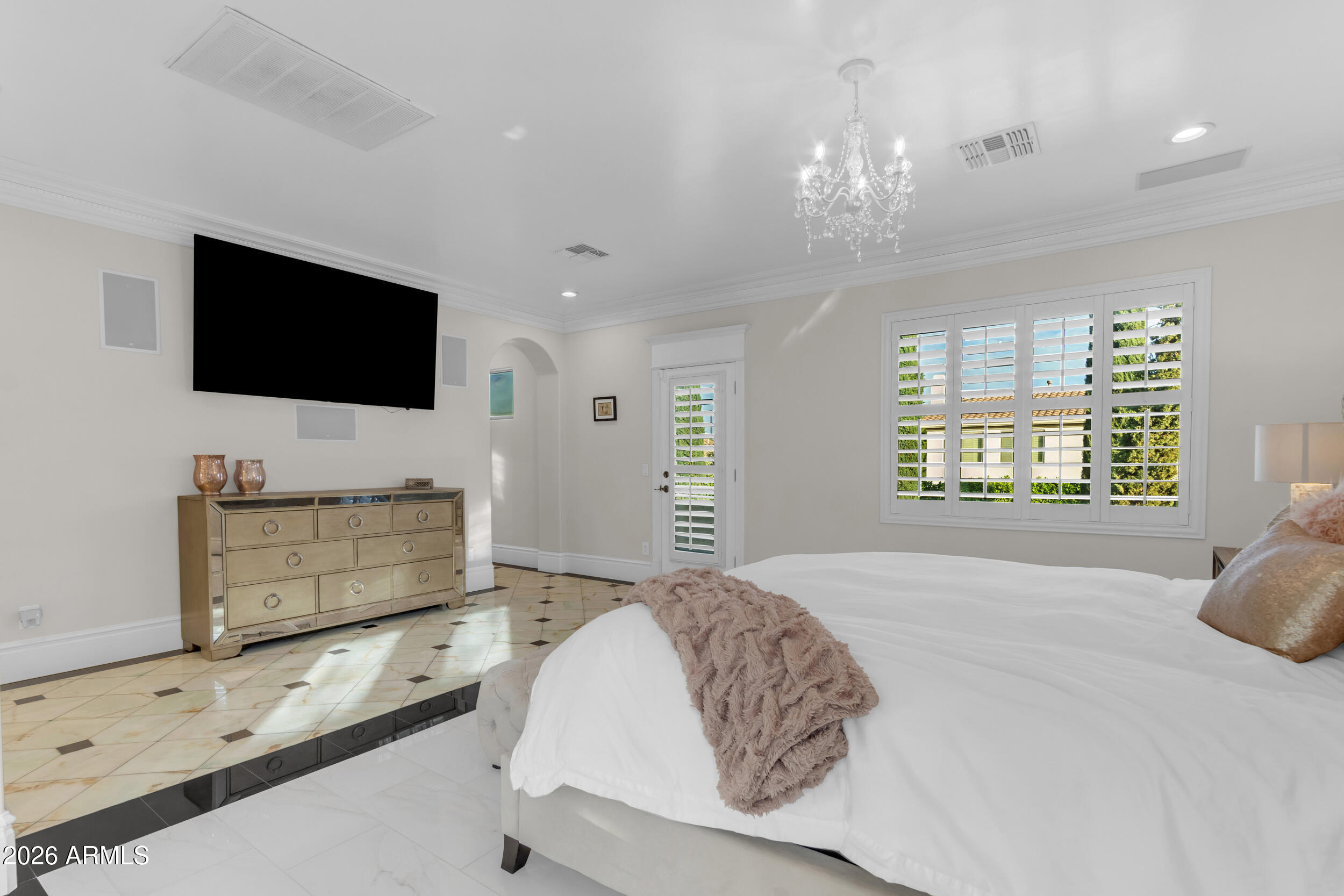 4611 East Desperado Road Gilbert, AZ 85297 - Photo 41 of 77 Primary Bedroom