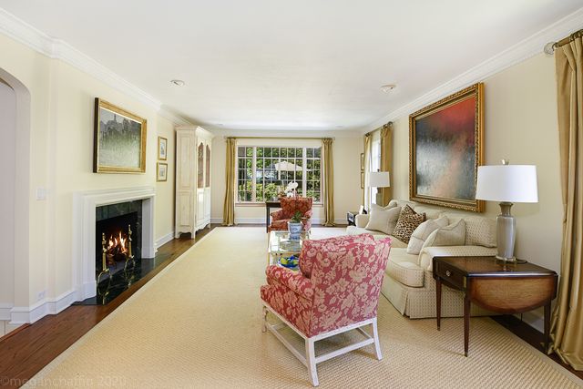 $2,025,000 | 387 Sheridan Road, Winnetka, IL 60093