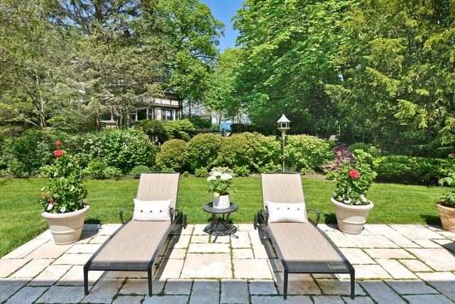 $2,025,000 | 387 Sheridan Road, Winnetka, IL 60093