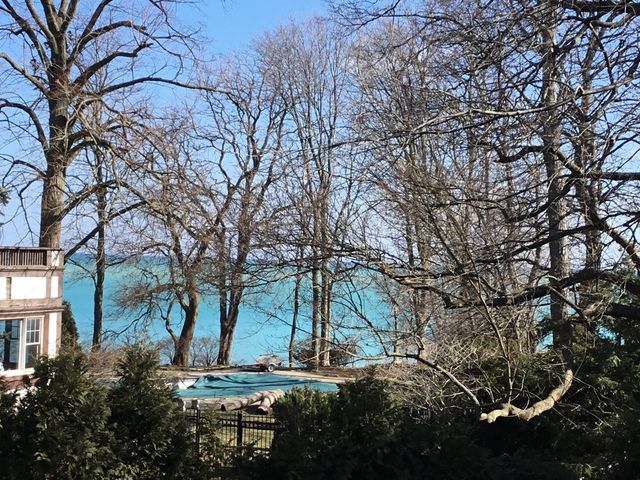 $2,025,000 | 387 Sheridan Road, Winnetka, IL 60093