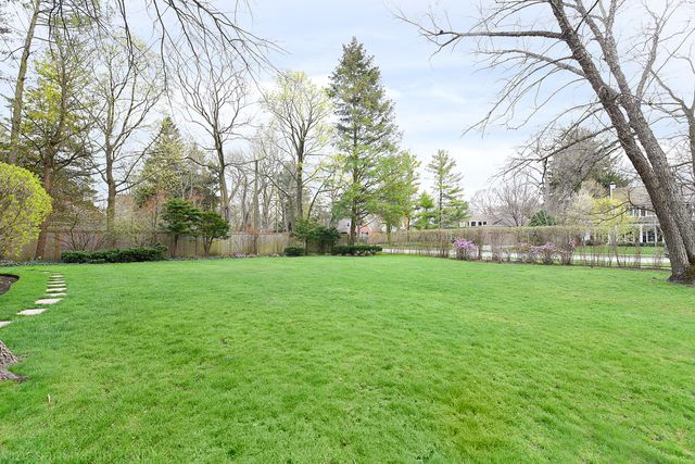 $2,025,000 | 387 Sheridan Road, Winnetka, IL 60093