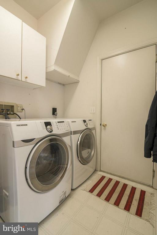 7824 Rocky Springs Road Frederick, MD 21702 - Photo 10 of 30 1st Floor laundry room