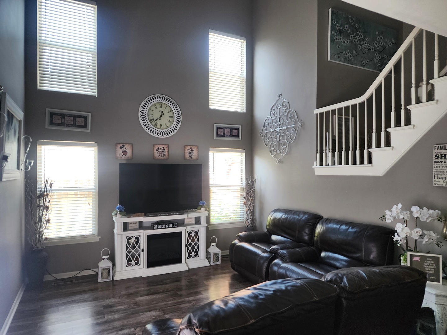 54 Sandhurst Road Mundelein, IL 60060 - Photo 13 of 22