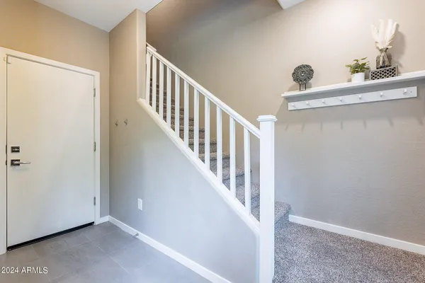 $1,900 | 2334 East Huntington Drive, Phoenix, AZ 85040