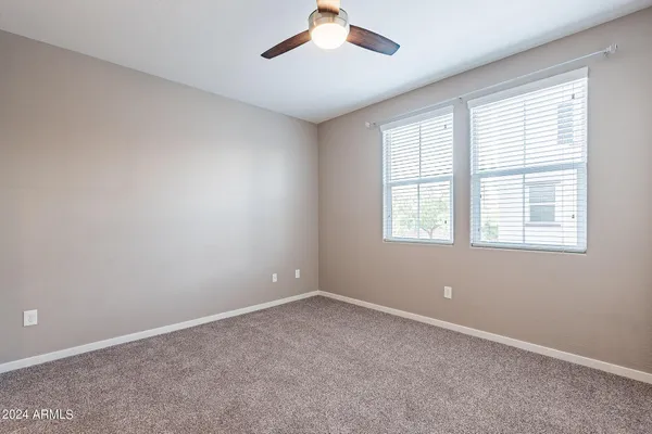 $1,900 | 2334 East Huntington Drive, Phoenix, AZ 85040