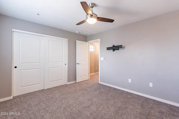 $1,900 | 2334 East Huntington Drive, Phoenix, AZ 85040