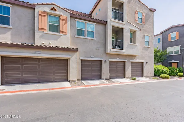 $1,900 | 2334 East Huntington Drive, Phoenix, AZ 85040