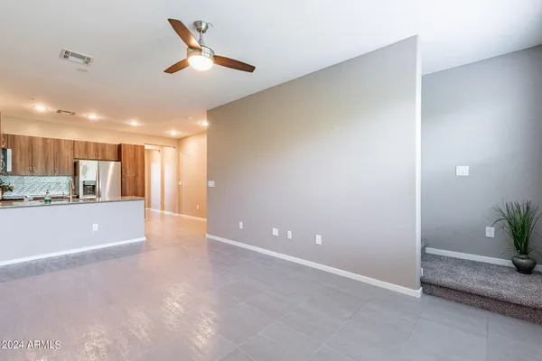 $1,900 | 2334 East Huntington Drive, Phoenix, AZ 85040