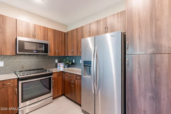 $1,900 | 2334 East Huntington Drive, Phoenix, AZ 85040