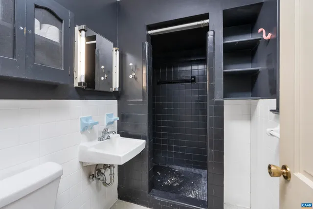 $324,000 | 814 North Coalter Street, Staunton, VA 24401