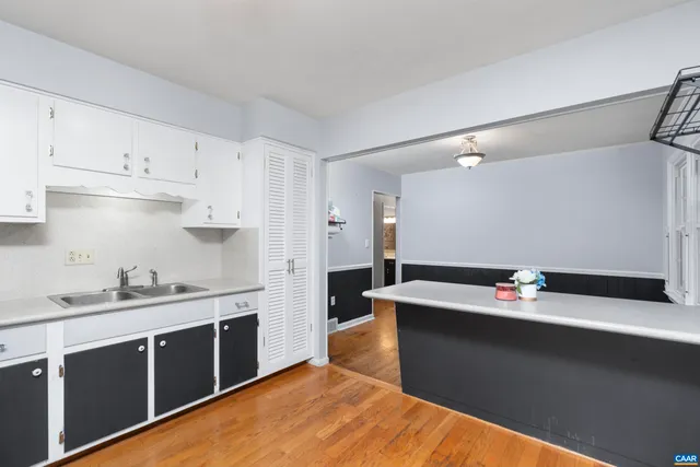 $324,000 | 814 North Coalter Street, Staunton, VA 24401