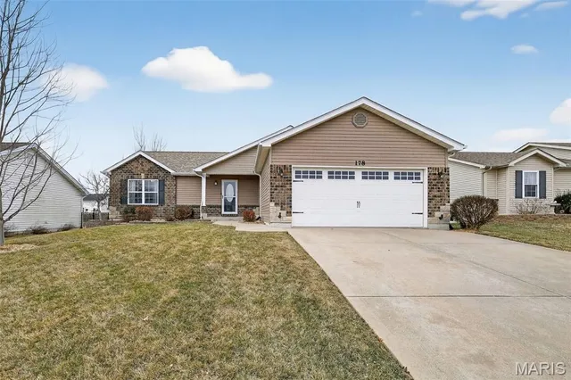 $390,000 | 178 Shadow Pointe Drive, Wentzville, MO 63385