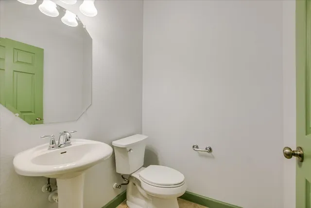 $2,600 | 10020 Wading Pool Path, Austin, TX 78748