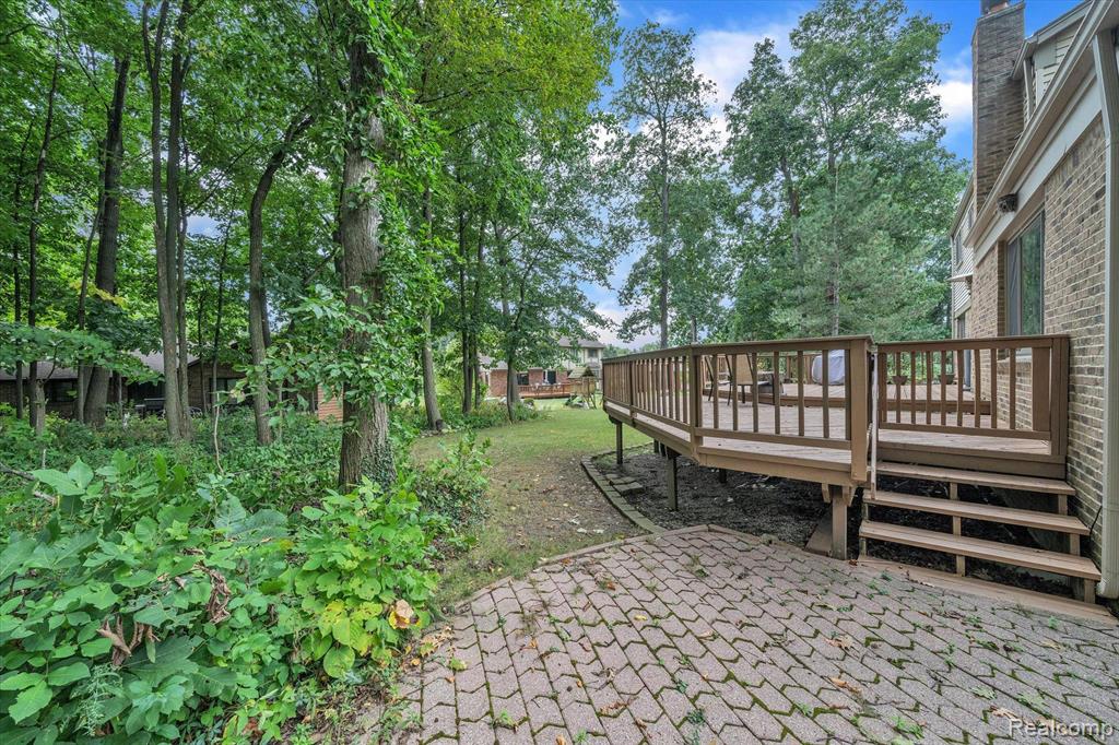 2147 Hickory Leaf Court North Rochester, MI 48309 - Photo 65 of 69