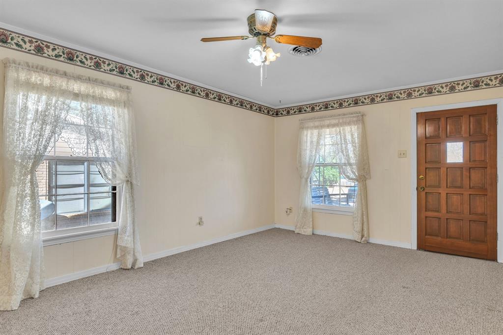 501 Samuel Street Marshall, TX 75672 - Photo 3 of 40