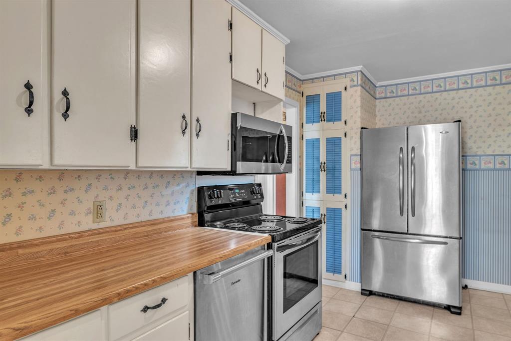 501 Samuel Street Marshall, TX 75672 - Photo 7 of 40