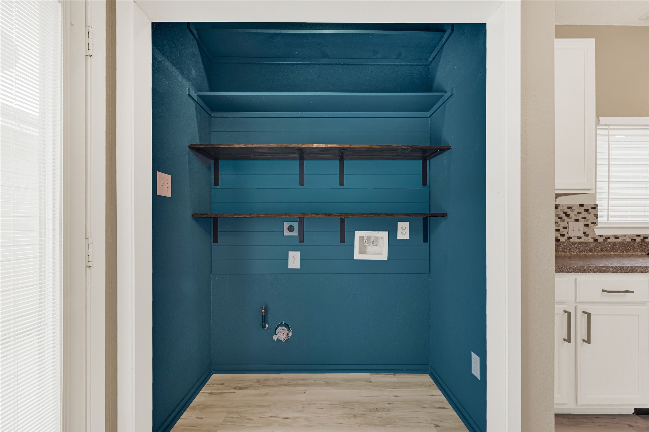 21831 Mossy Field Lane Spring, TX 77388 - Photo 12 of 26 a view of a hallway