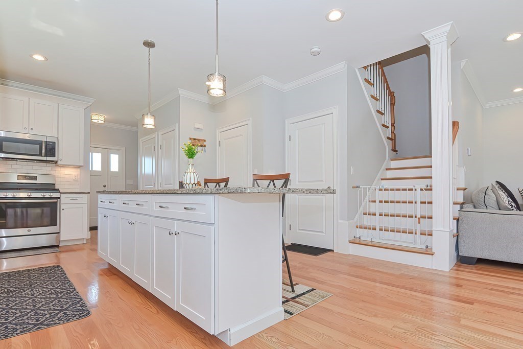 9 Garvey Road, Unit 9 Woburn, MA 01801 - Photo 7 of 42 Gallery Image 7
