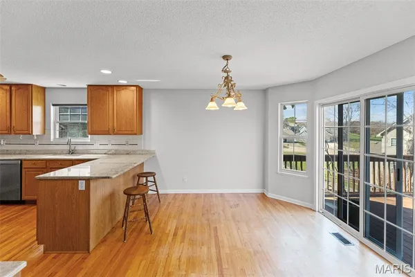 $435,000 | 121 Somerset Drive, Glen Carbon, IL 62034