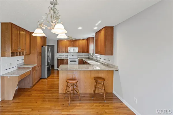 $435,000 | 121 Somerset Drive, Glen Carbon, IL 62034