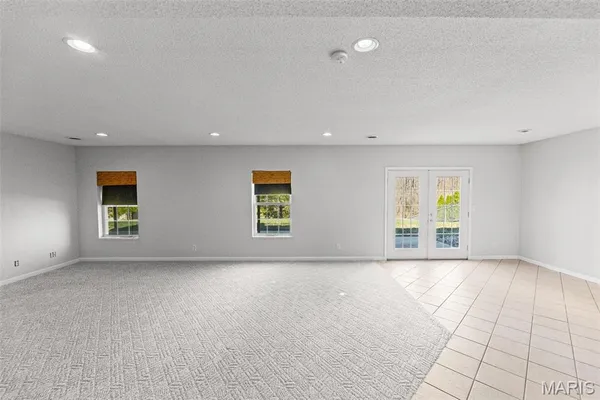 $435,000 | 121 Somerset Drive, Glen Carbon, IL 62034