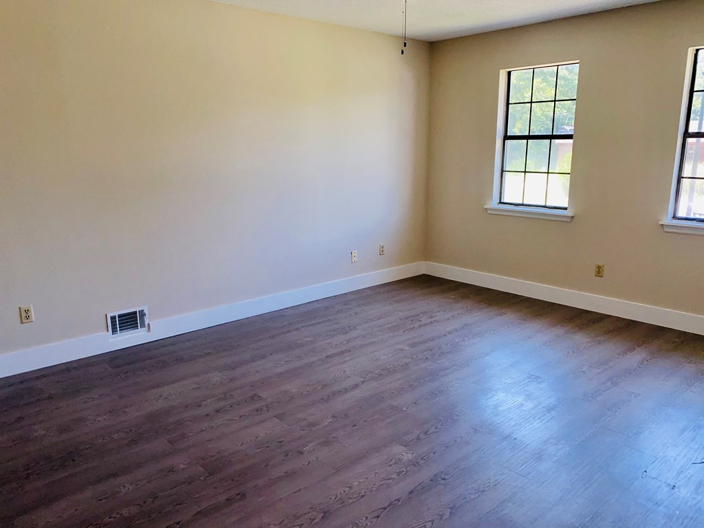 4329 Ridge Cliff Drive Augusta, GA 30909 - Photo 9 of 12 Gallery Image 9