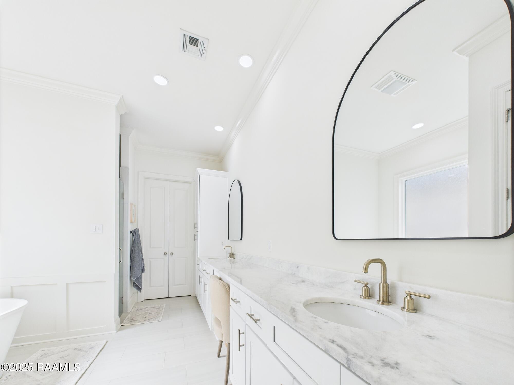 207 Timber Mill Street Lafayette, LA 70508 - Photo 20 of 41 Timber Mill primary bath 2