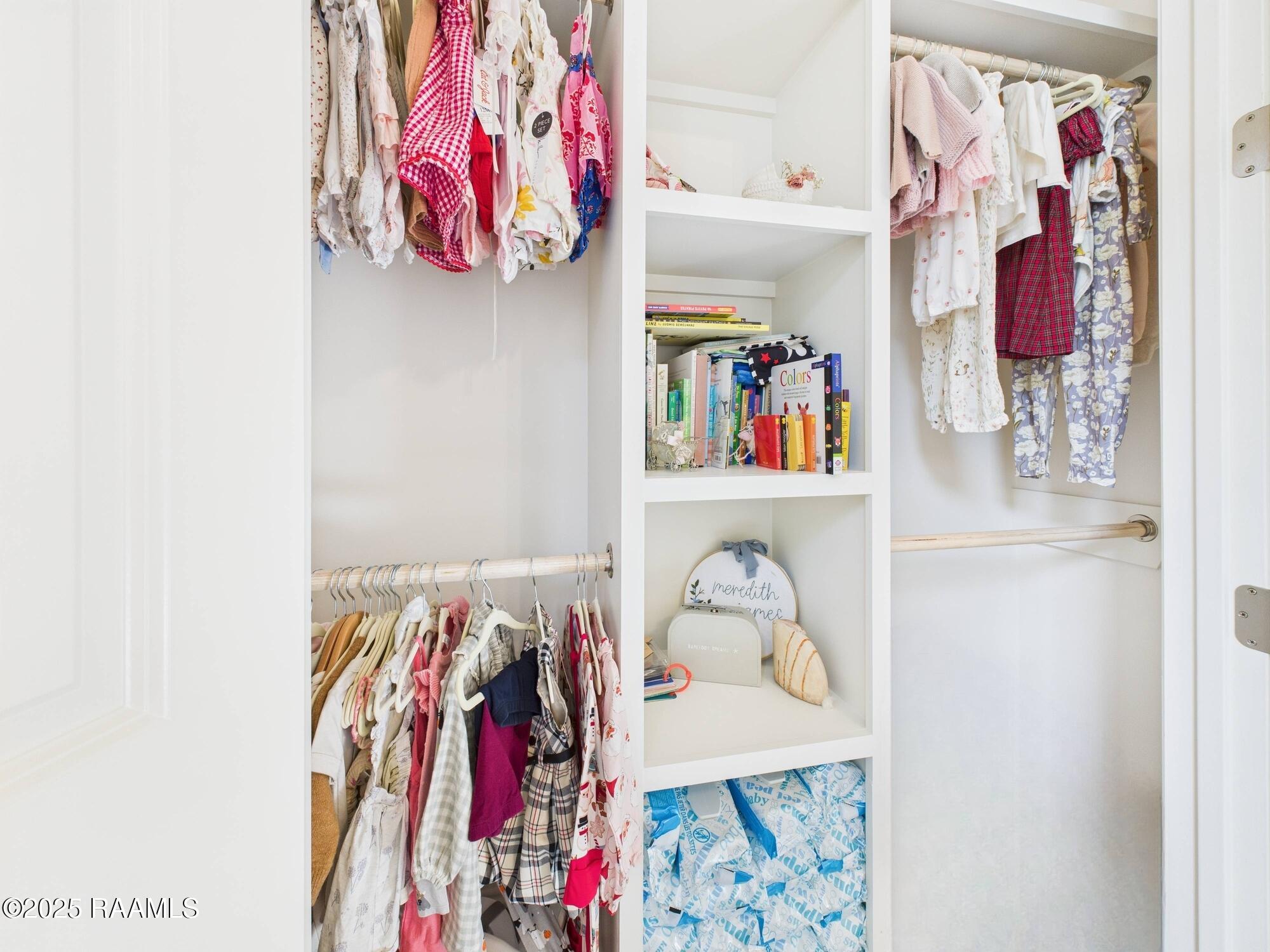 207 Timber Mill Street Lafayette, LA 70508 - Photo 28 of 41 Timber Mill bedroom closet