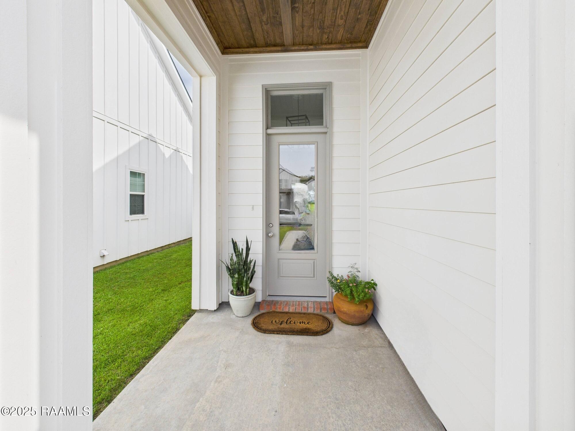 207 Timber Mill Street Lafayette, LA 70508 - Photo 3 of 41 Timber Mill front door