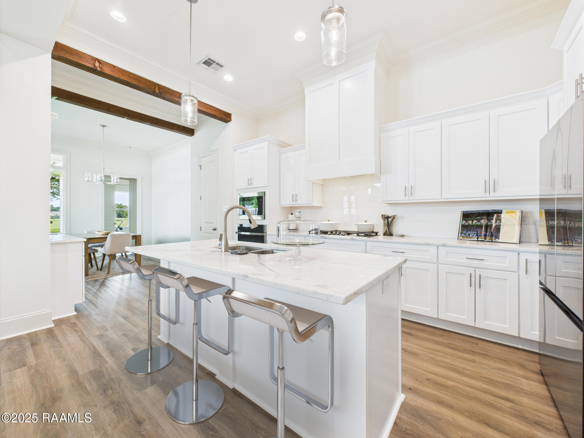 207 Timber Mill Street Lafayette, LA 70508 - Photo 7 of 41 Timber Mills barstools