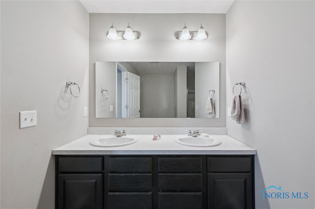 4396 Dowling Road Perrysburg, OH 43551 - Photo 23 of 49 Gallery Image 23