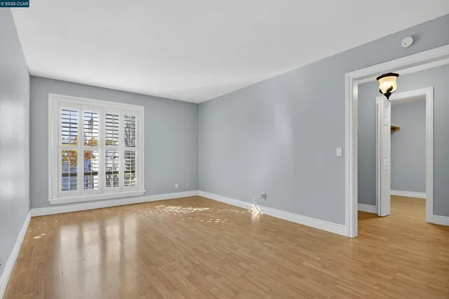 $299,000 | 440 North Civic Drive, Unit 409, Walnut Creek, CA 94596