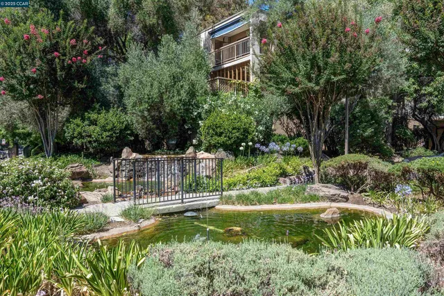 $299,000 | 440 North Civic Drive, Unit 409, Walnut Creek, CA 94596