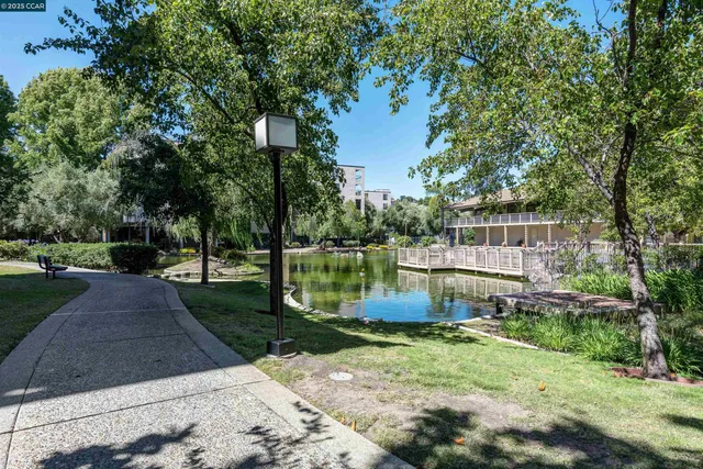 $299,000 | 440 North Civic Drive, Unit 409, Walnut Creek, CA 94596