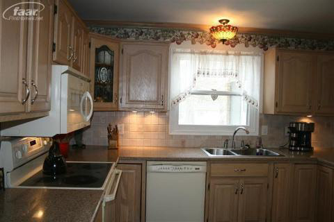 6159 Kings Scepter Road Grand Blanc, MI 48439 - Photo 14 of 49 20324951-13.JPG
