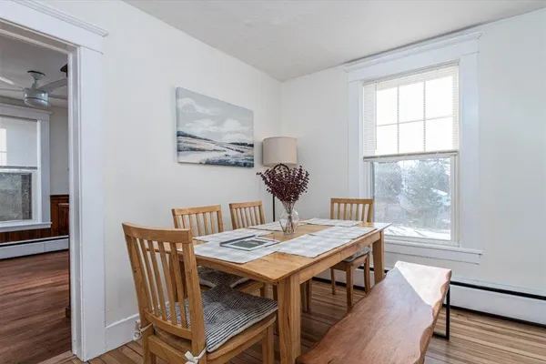 $2,100 | 122 Oak Street, Rutland, VT 05701