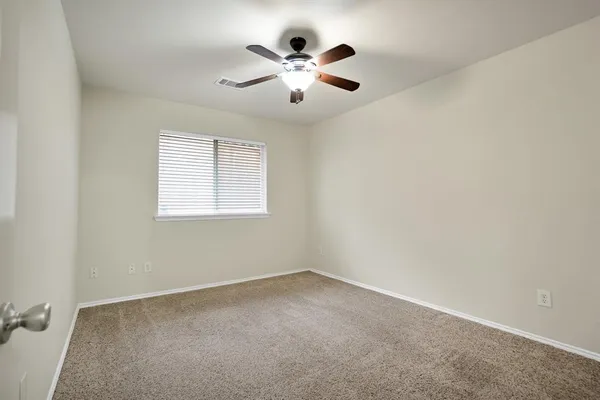 $2,550 | 1695 Cresthill Drive, Rockwall, TX 75087