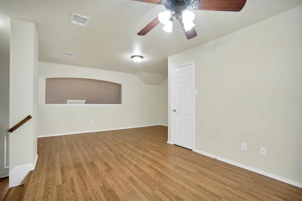 $2,550 | 1695 Cresthill Drive, Rockwall, TX 75087