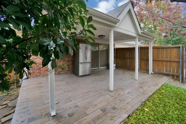 $2,550 | 1695 Cresthill Drive, Rockwall, TX 75087