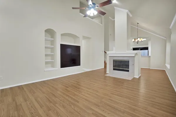 $2,550 | 1695 Cresthill Drive, Rockwall, TX 75087